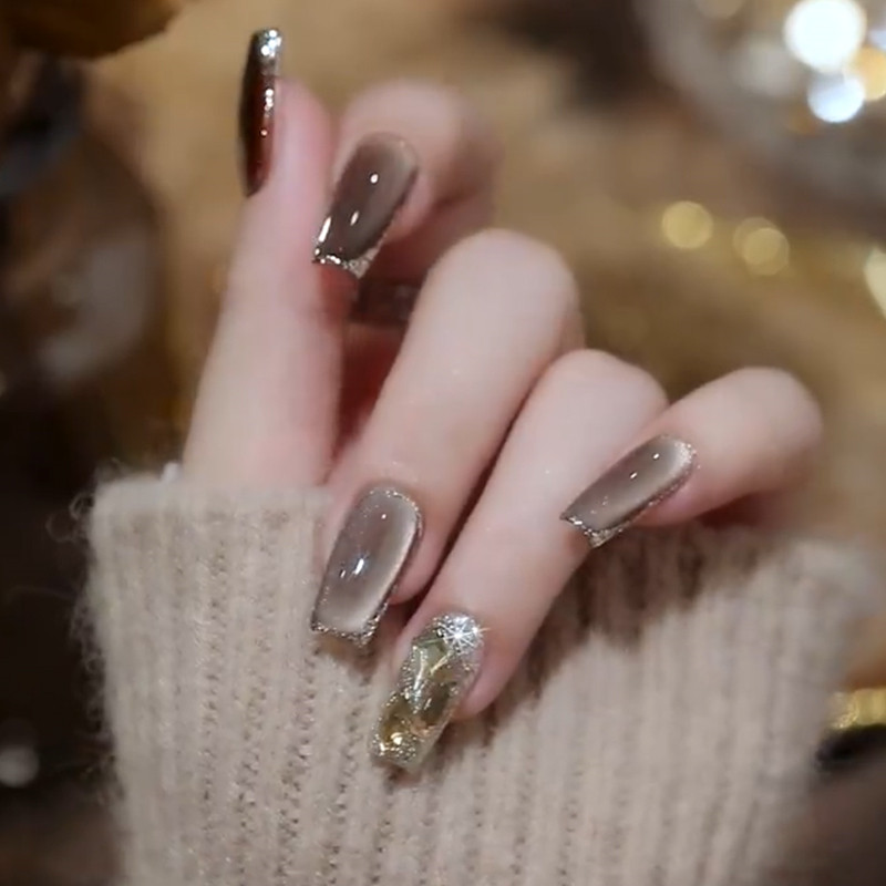 美拉德猫眼美甲穿戴甲手工爆闪摩卡秋冬高级感成品中长款指甲贴片,彩妆/香水/美妆工具,穿戴甲/甲片,淘宝优惠券,粉丝福利购,淘宝优惠卷