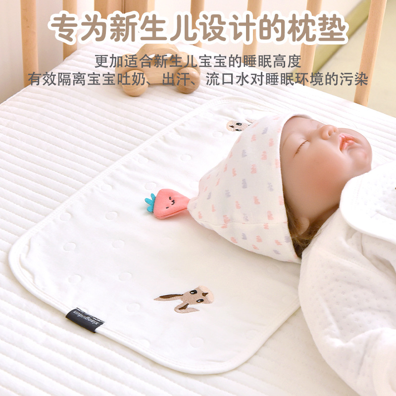 婴儿平枕新生儿纯棉六层纱布卡通刺绣云片枕宝宝0高度防吐奶枕垫