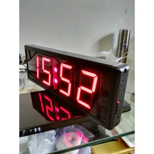 3寸数码管显示屏电子时钟/大字体/四位数码显示时钟/时间记忆功能