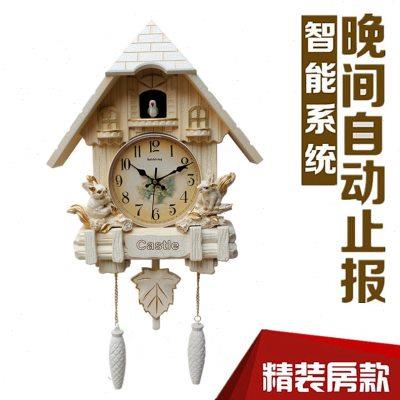 布谷鸟音乐咕咕挂钟 创意时尚客厅石英钟表报时静音小鸟音乐挂表