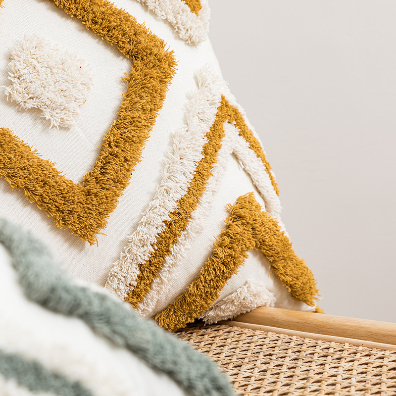 波西米亚风簇绒抱枕摩洛哥民族流苏靠垫北欧ins客厅沙发抱枕套