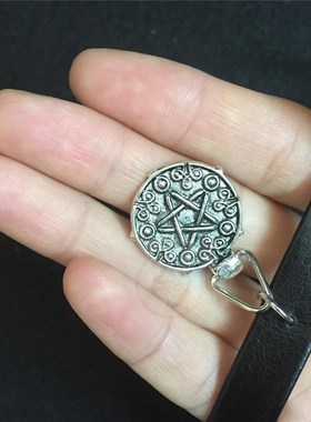 。Witch Yennefer Necklace beauty wizard 3 Leather Necklace c