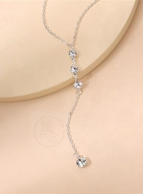 。Fashion Clavicle Chain Spring Ladies Necklace Diamond Pend
