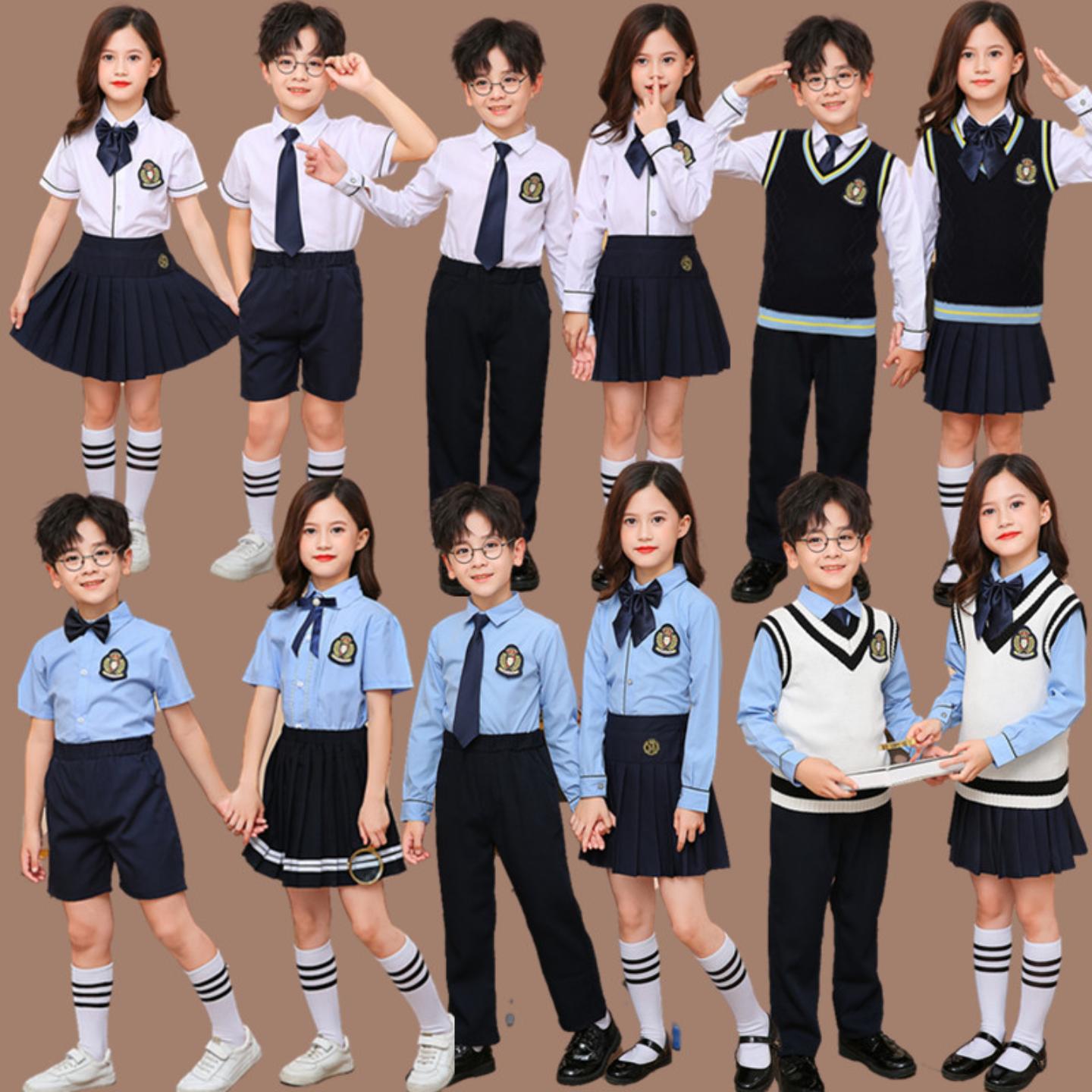 幼儿园园服中小学生诗歌朗诵