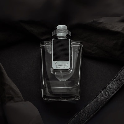 热带菠萝与雪松木瞬间爱中性香