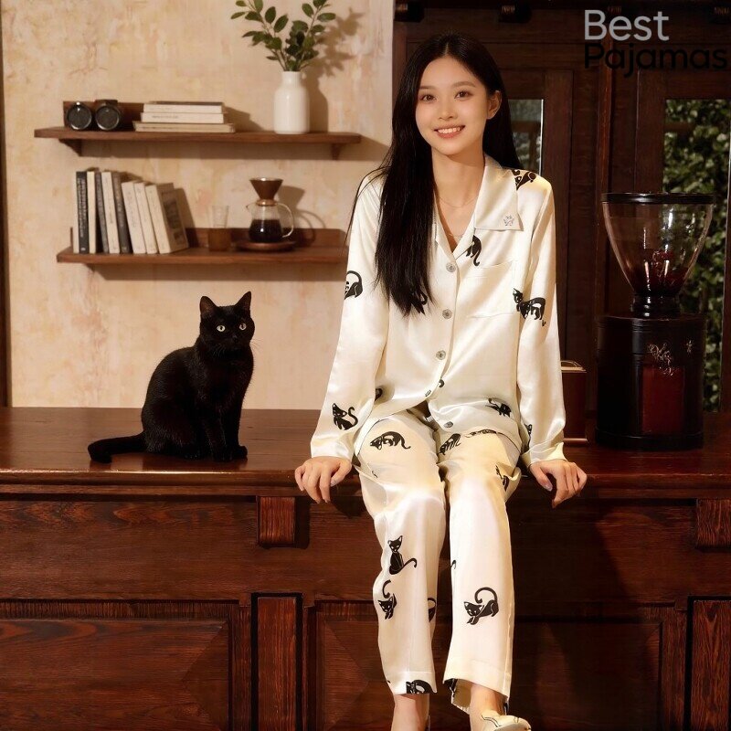 明星同款轻奢小众小黑猫印花22姆米真丝质感上下身家居服套装礼物