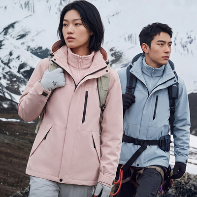 雪中飞羽绒服三合一登山服