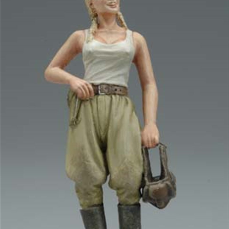 新品1:35 Resin kit   Soviet tank crews beauty