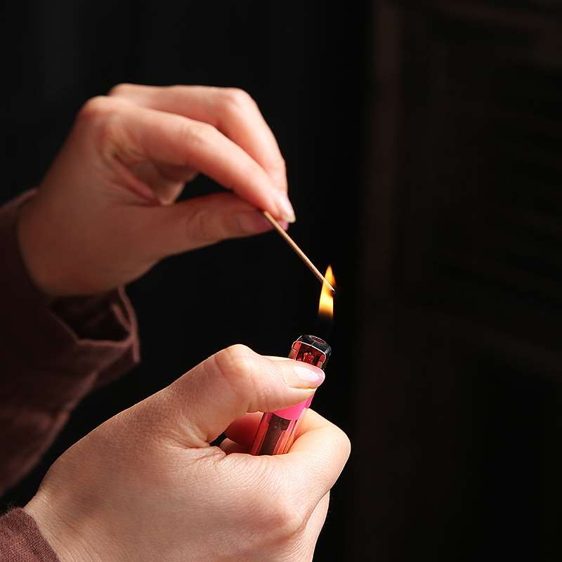 Natural raw material line incense old mountain sandalwood hu