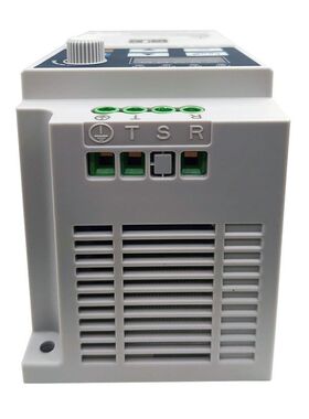 金田变频器JT100系列330N系列单相0.4/1.5三相0.75/7.5经济实用型