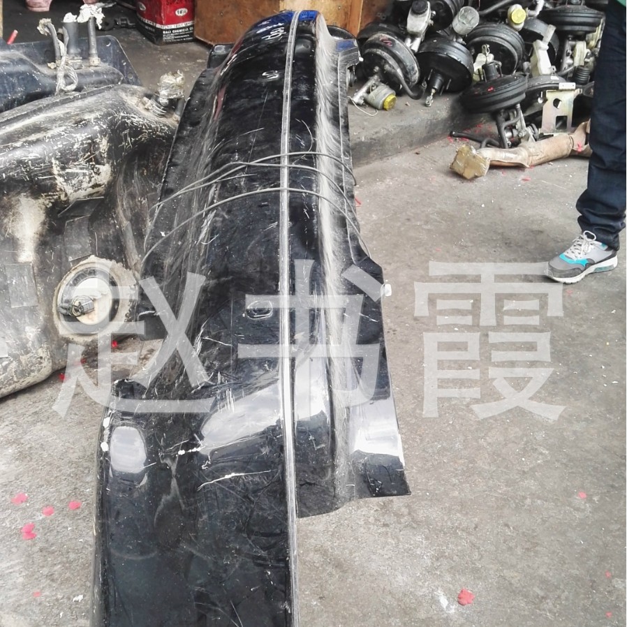 03年凌志GS300后杠原拆