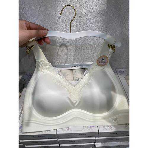 新款时尚百搭无痕内衣女小胸聚拢显大舒适无感果冻软支撑文胸罩