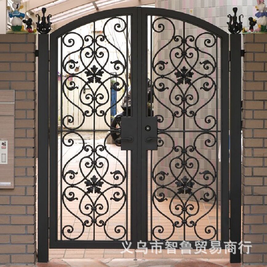 新中式手工锻打雕花铁艺对开门