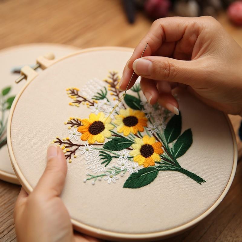 英文刺绣diy材料包 法绣蝴蝶花卉挂画鲁绣手工跨境新手针线挂件