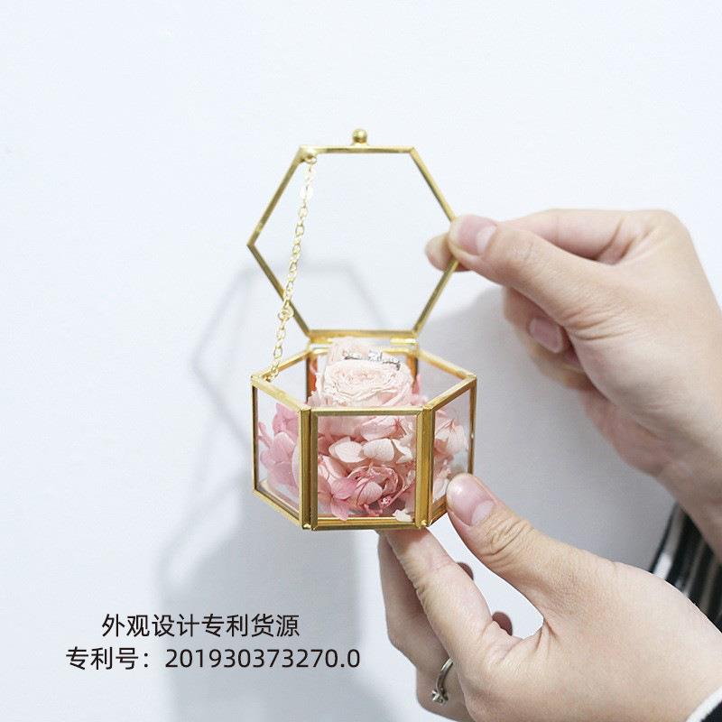 现代简约六边形求婚婚礼对戒戒指盒透明玻璃手饰盒收纳生日礼品盒