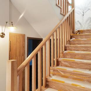 红橡木楼梯护栏扶手立柱阳台栏杆阁楼防护围栏烤漆原木简约现代