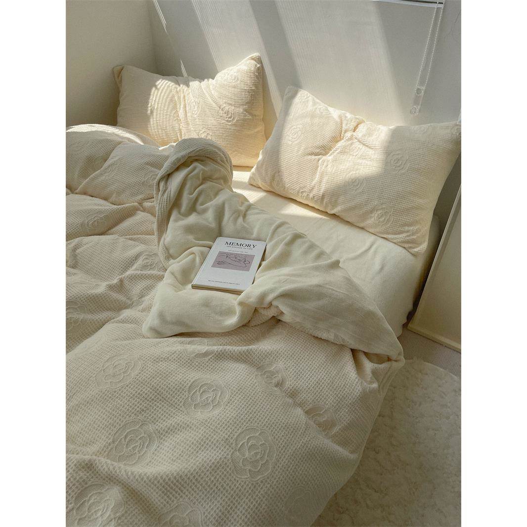 新疆包邮梨梦 奶油梨涡 秋冬保暖提花牛奶绒四件套珊瑚绒床单被套