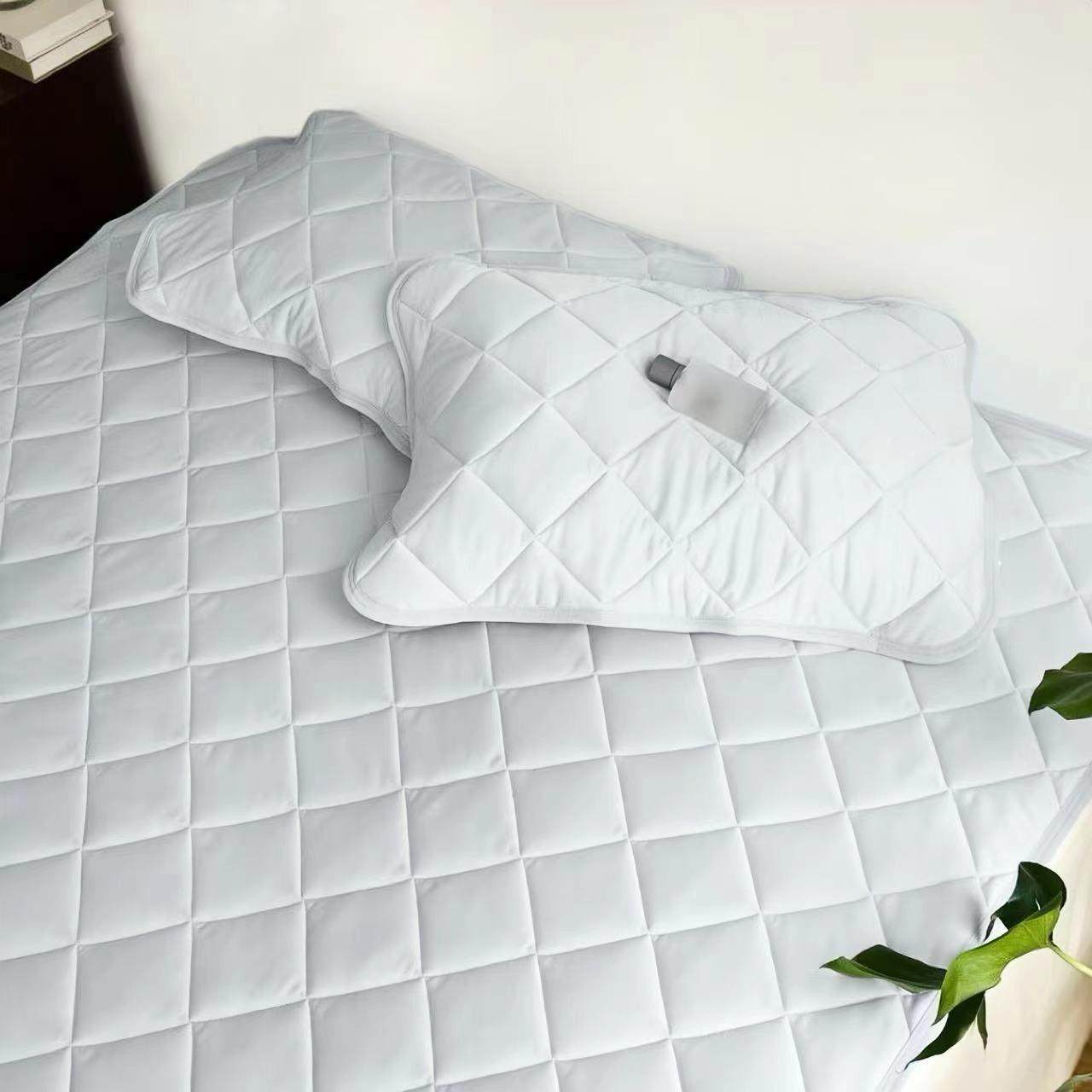 外贸出口韩国夏季冷感床垫薄垫子软垫冰丝凉感防滑透气可机洗吸湿,床上用品,床垫/床褥/床护垫/榻榻米床垫,淘宝优惠券,粉丝福利购,淘宝优惠卷