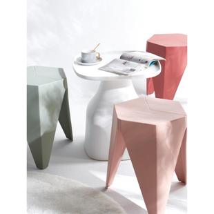 简约凳子塑料凳北欧创意方凳胶凳家用高凳防滑加厚可叠放等位凳子