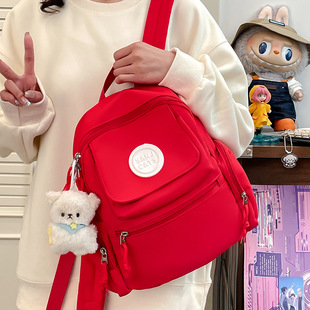 潮流女士双肩电脑包休闲通勤旅行包轻便防泼水尼龙包百搭学生书包