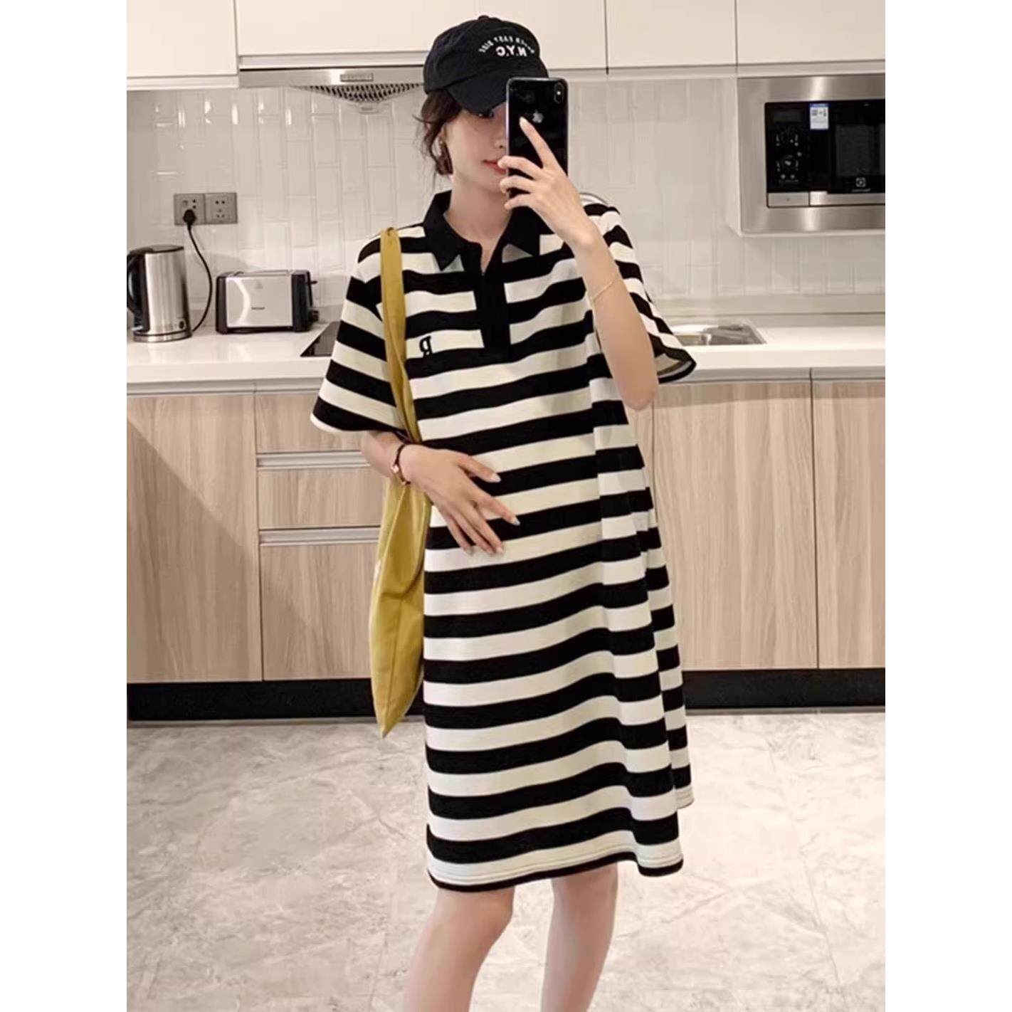孕妇连衣裙夏季2025新款黑杏色条纹冰丝针织宽松薄款短袖中长款女