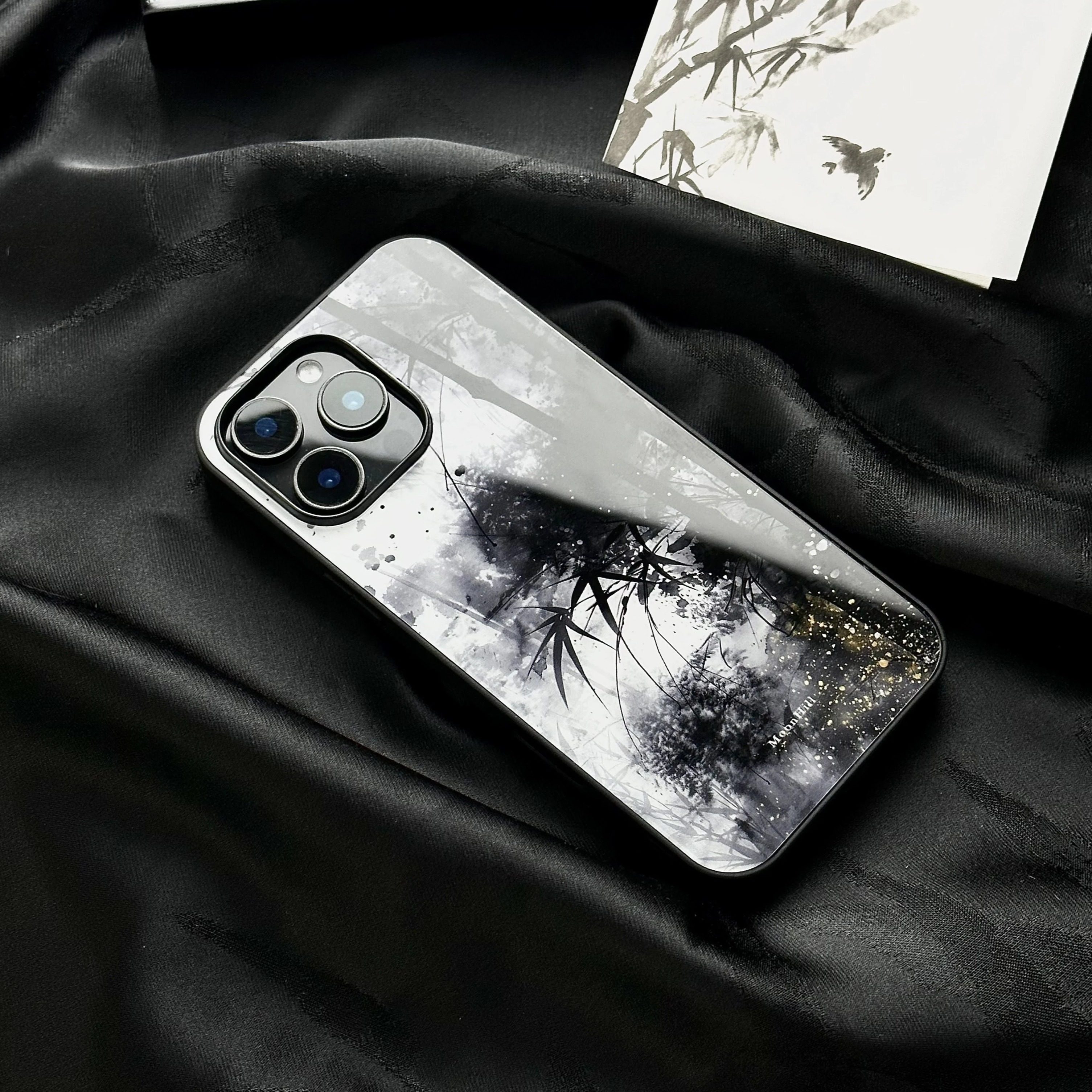 《雨墨竹音》山月集新中式适用于iphone16promax苹果15/14pro华为小米安卓防滑全包玻璃原创国风高级感手机壳