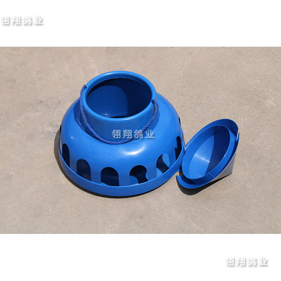 新款加厚加高塔型食盒鸽子自动漏食槽防溅撒带盖下料器信鸽盐土盒