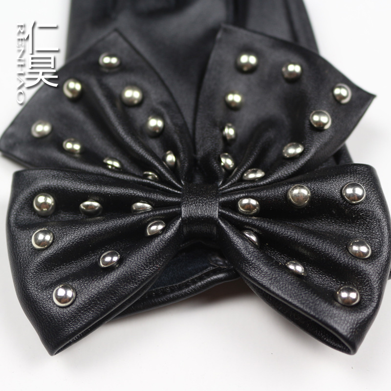 皮半指皮手套铆钉蝴蝶仿皮PU表演夜店舞蹈跳舞皮手套lady gaga