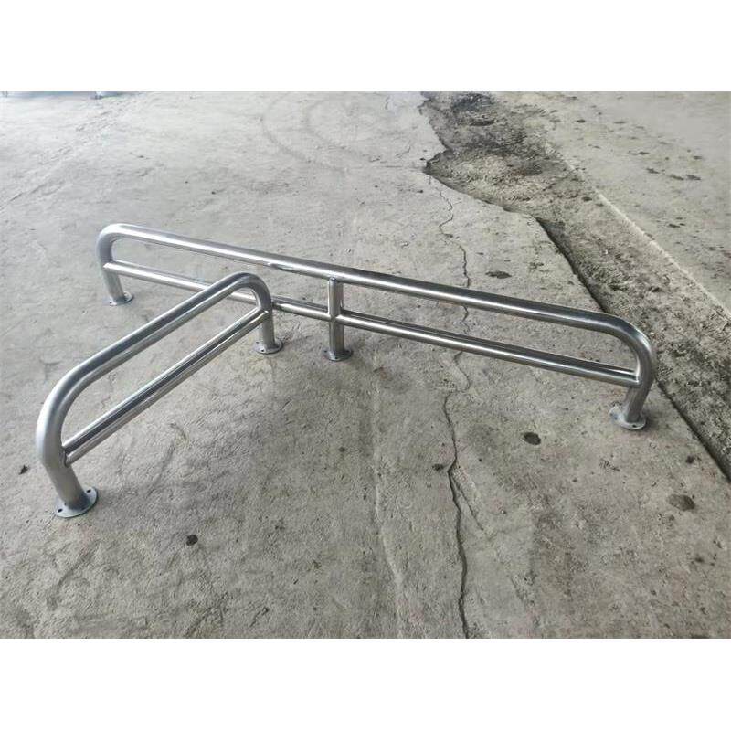 不锈钢护栏M型钢管阻车器加厚U型护栏防撞路桩防护道路阻车警示柱