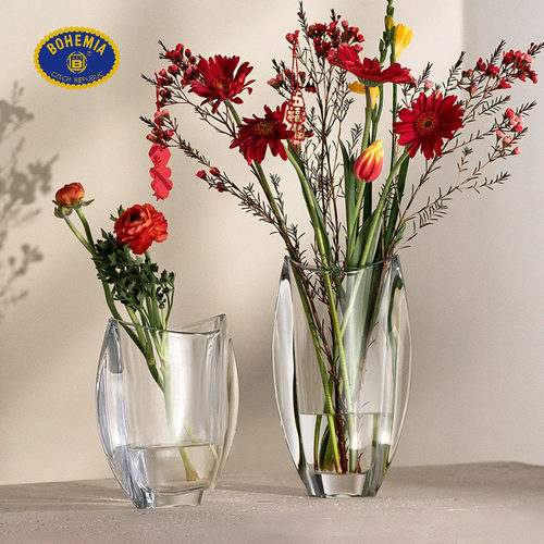 BOHEMIA弧度柔美简约椭圆花瓶