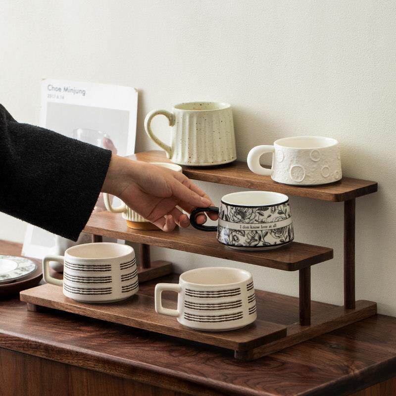 素风黑胡桃木杯架桌面多层实木化妆台化妆品香水置物架收纳展示架