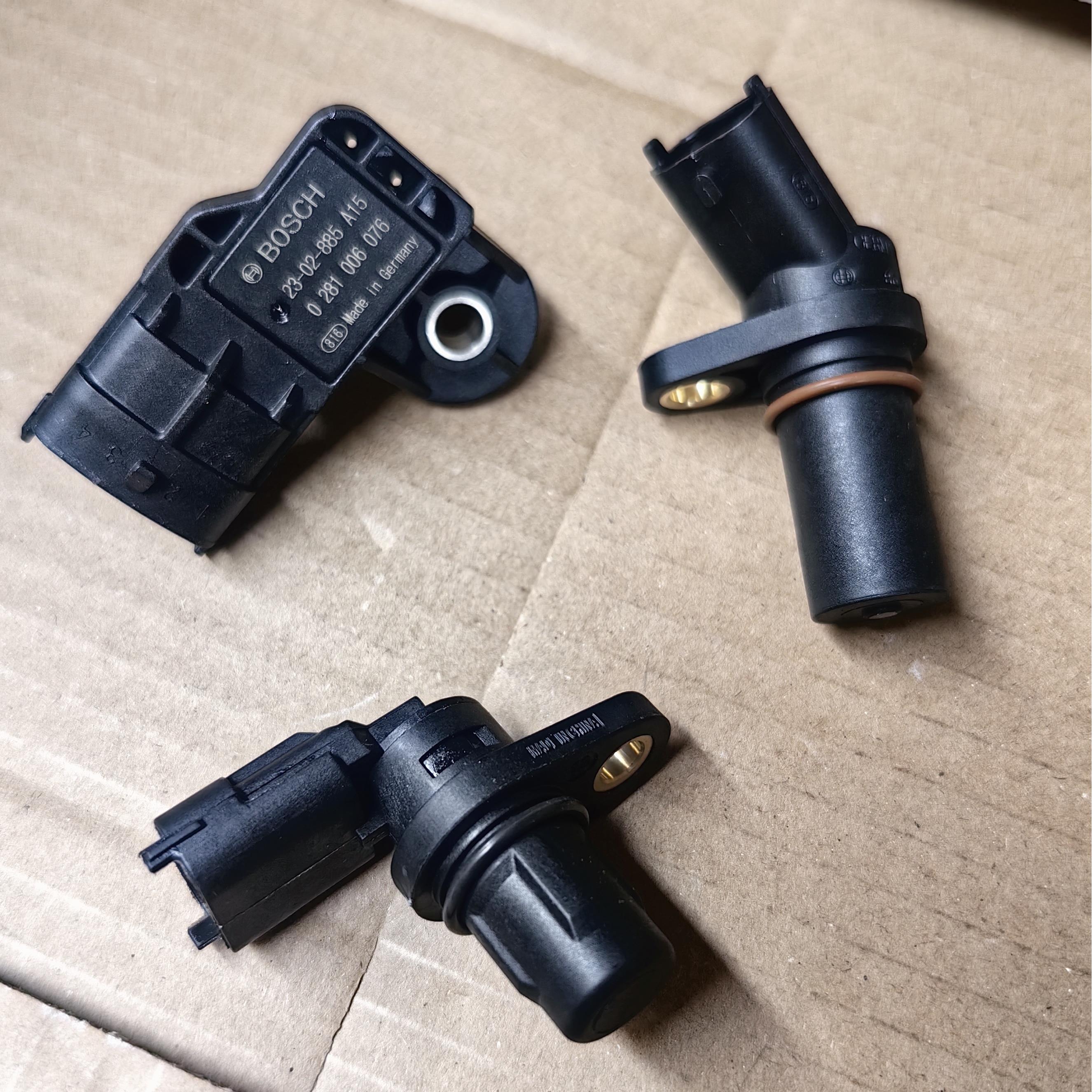 上汽大通v80曲轴位置传感器凸轮轴传感器进气压力传感器