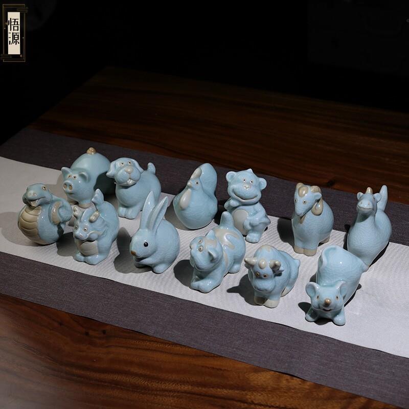 汝窑陶瓷十二生肖茶宠开片精品可养桌面招财摆件蛇年工艺品小茶玩