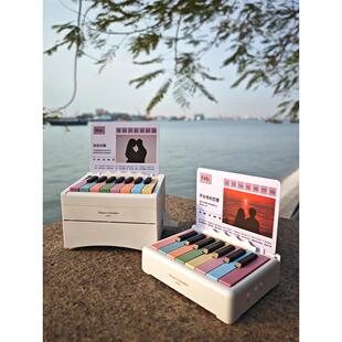 王素宜可演奏钢琴台历蓝牙音频周边挂包作为男女朋友的粉丝礼物