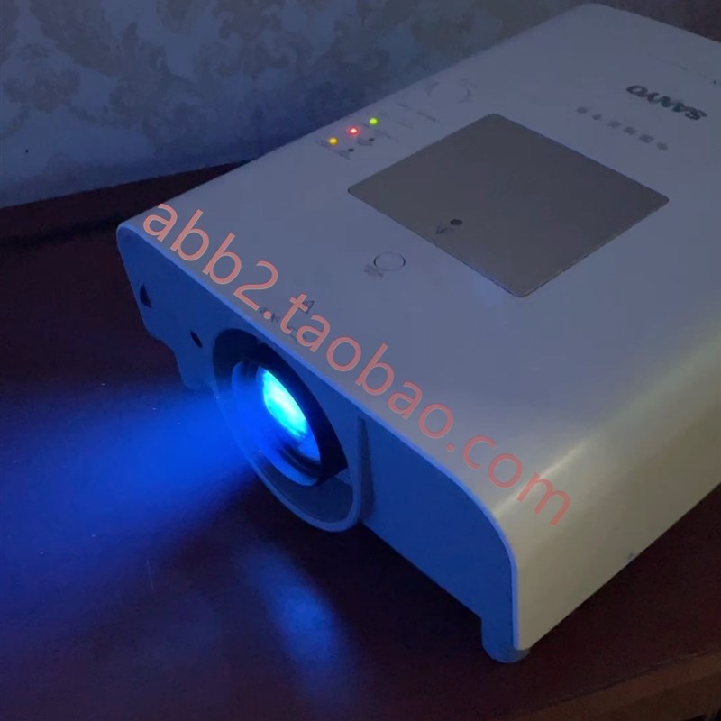 投影机PLC-XT3500C