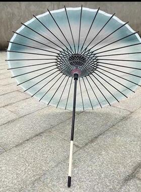 杭州富阳陈丽君春万伞同款丝绸渐变灰色马面裙民族风格古风摄影中