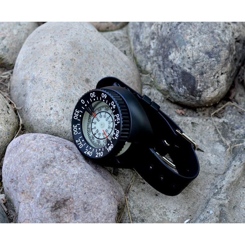 水下50米专业潜水指北针高精度夜光指南针腕表式罗盘教练水肺装备