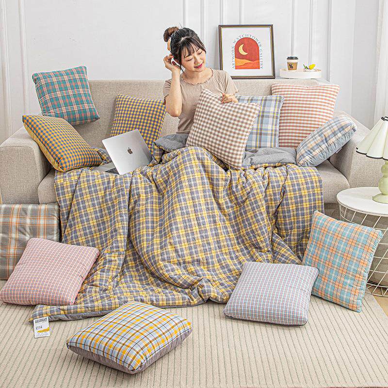 全棉二合一抱枕被子两用车载办公室午休大豆空调被沙发靠垫枕头被