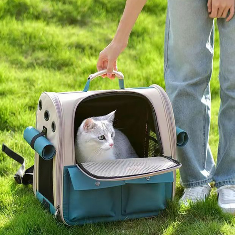 热销宠物双肩包猫咪笼子外出中小型犬狗大容量背书包便携兔应激出