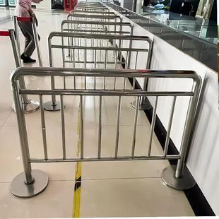 不锈钢挡车护栏T型L型公园入口防撞栏杆U型挡车器钢管隔离防撞杆