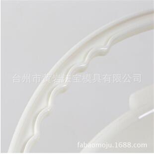 坐便器 老年人坐便椅带盖内桶便盆 专用塑料移动便桶模具厂家定制