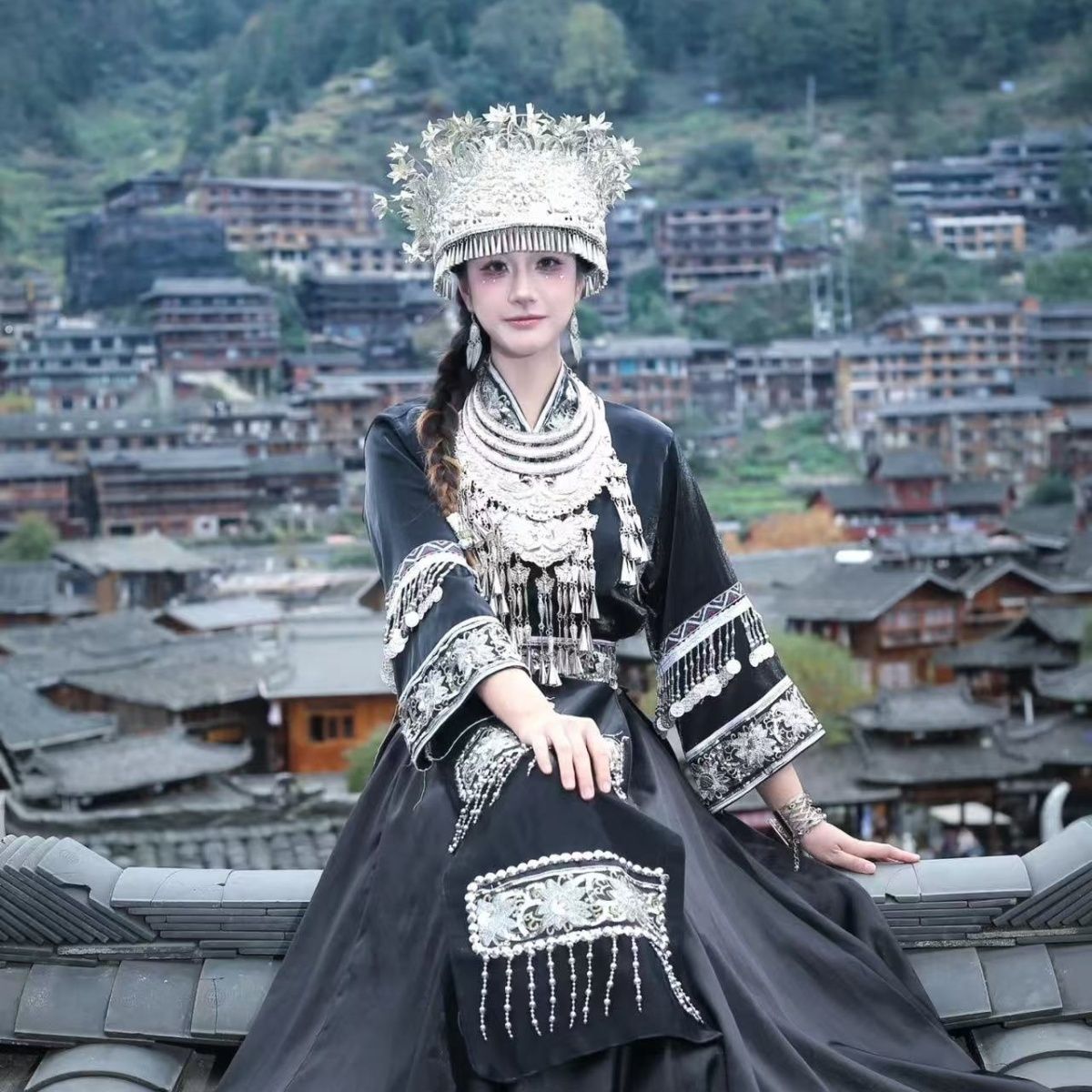 新款云南苗疆少女旅拍民族服装