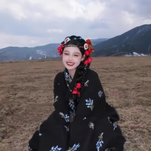 藏族传统民族服装黑色藏袍成人写真拍摄特色服饰拉萨少女写真西藏