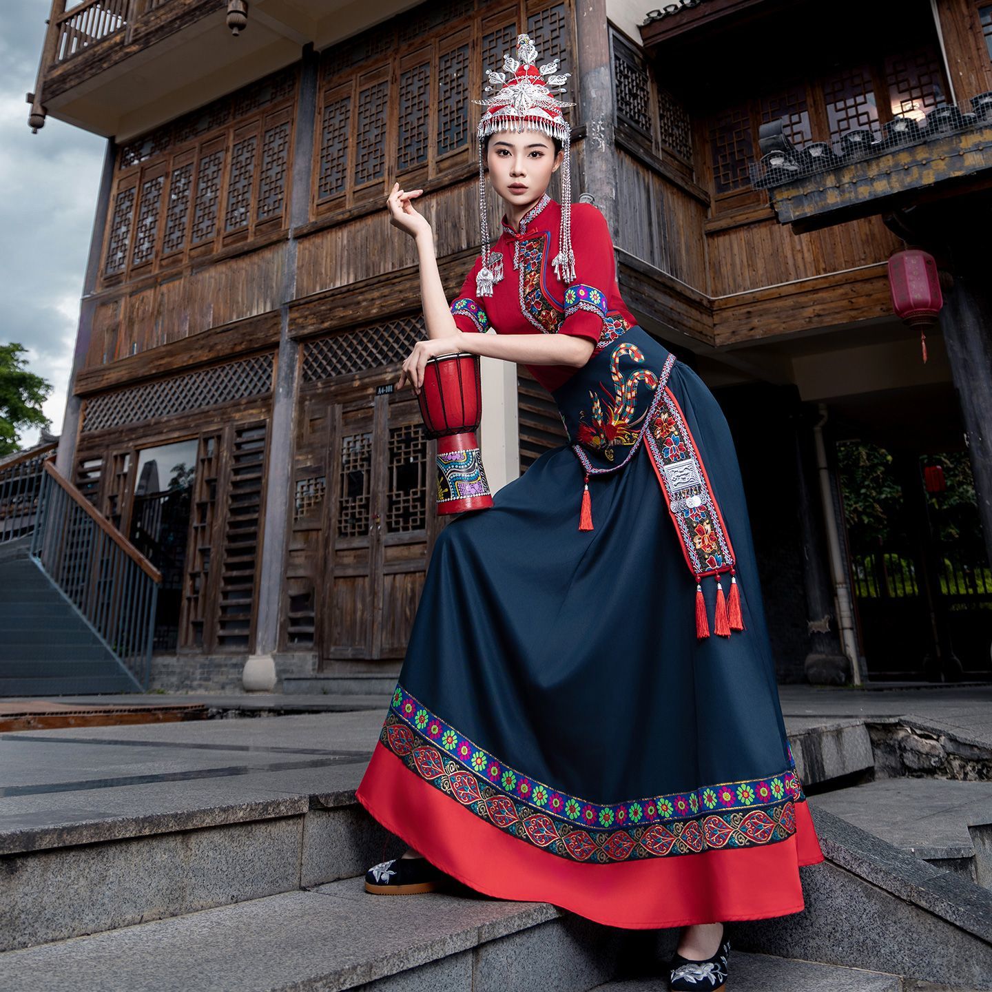 新款少数民族凤凰刺绣畲族服装