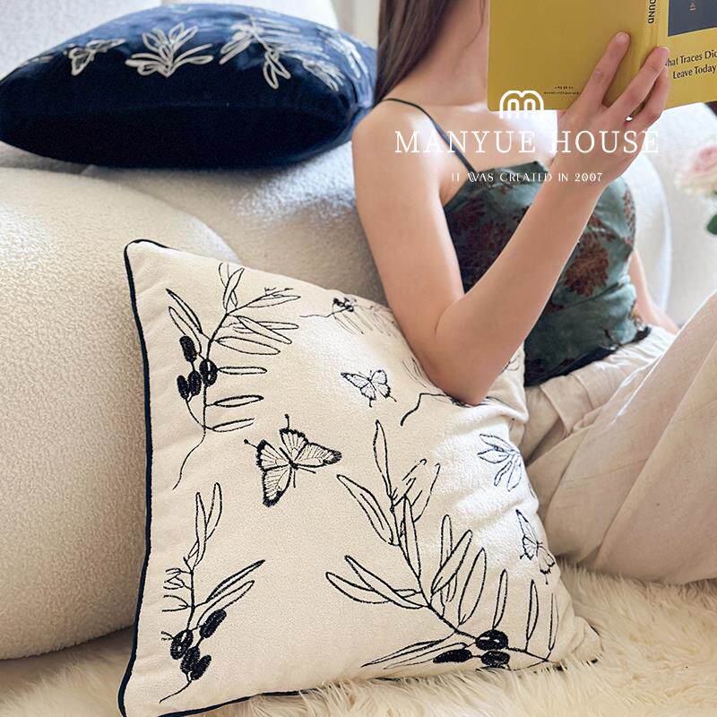 蔓越家 花间栖 新中式绣花客厅沙发抱枕卧室软装靠枕抱枕套不含芯