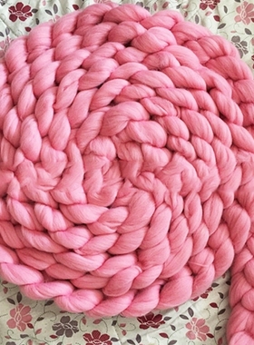 Super Thick Natural Wool Chunky Yarn Felt Wool Roving Yarn