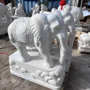 石雕小象 白色大理石汉白玉脚踩水花石雕小象一对厂家