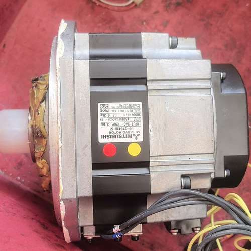 {议价}电机  HF-SWS43B-S1  3个  成色如图