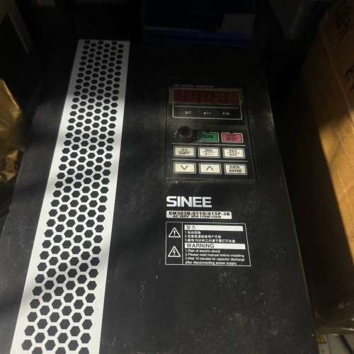 {议价}正炫11/15kw变频器，EM303B-011G/15P-3