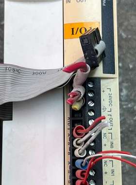 {议价}TM2DOCKN两个，一个安装脚破，TM2ALM3LT两个